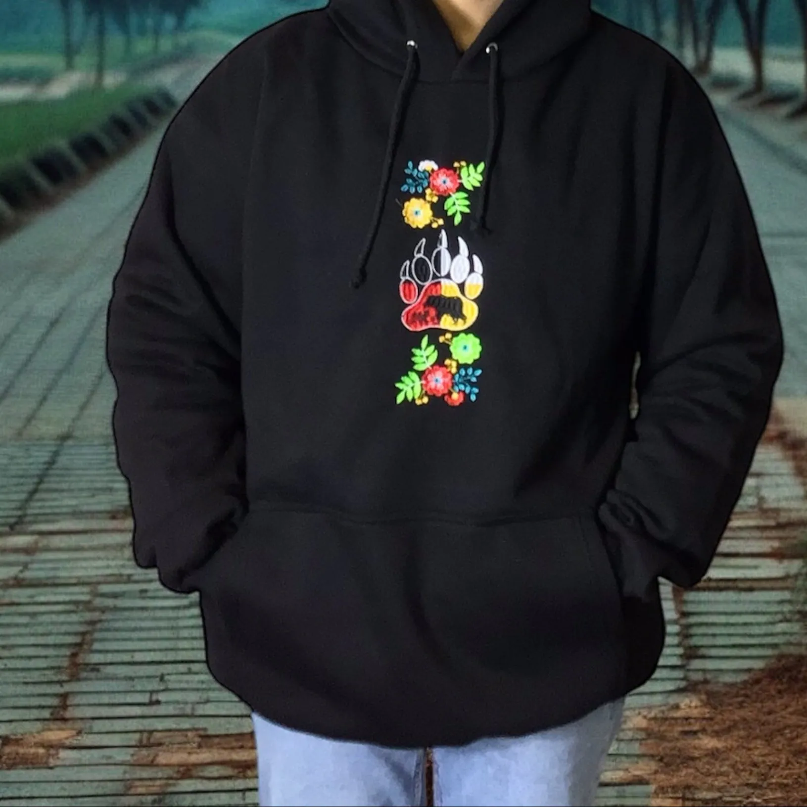 Embroidered hoodies (Bear Paw)